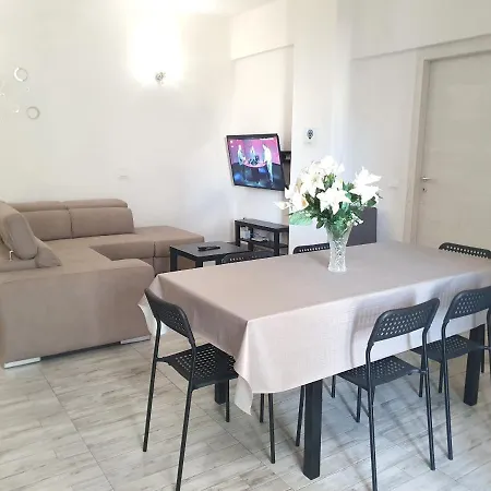 Apartment Savannah Charme La Spezia